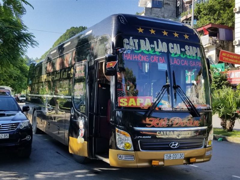 Ket Doan direct sleeper bus traveling from Cat Ba Island to Sapa