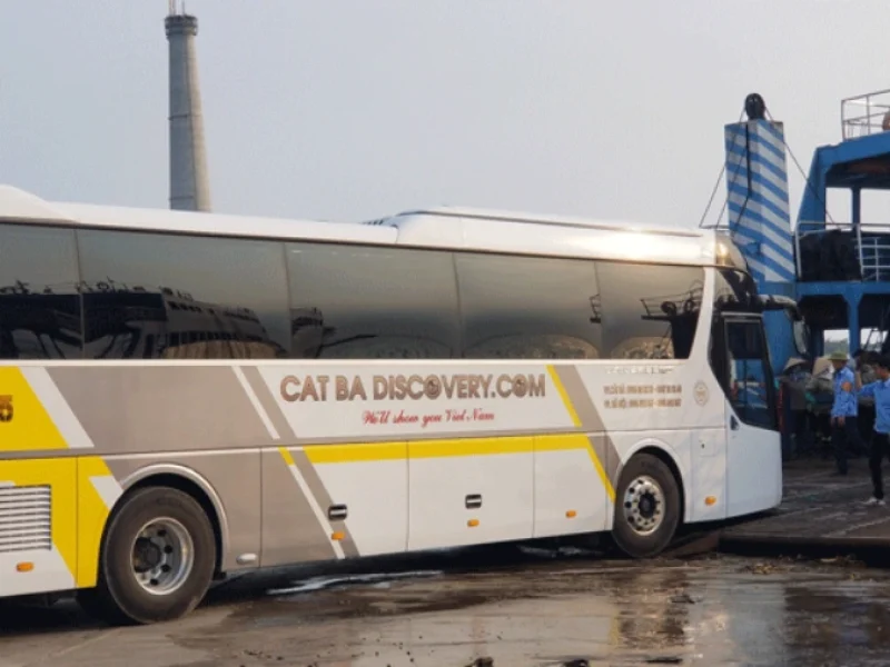 Ferry crossing experience on the way to Cat Ba Island