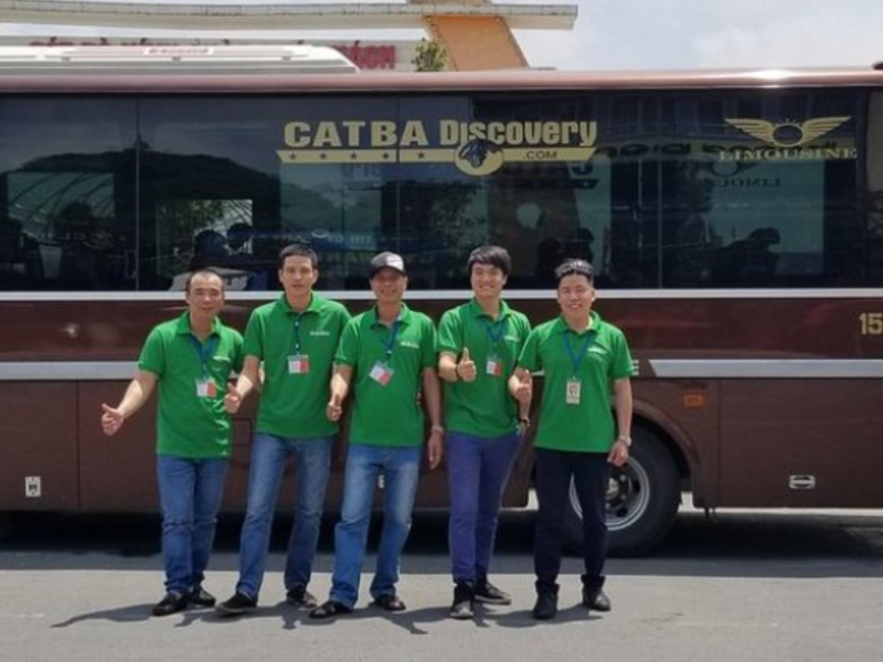 Xe Cát Bà Discovery khu hoi Ha Noi Cat Bà 